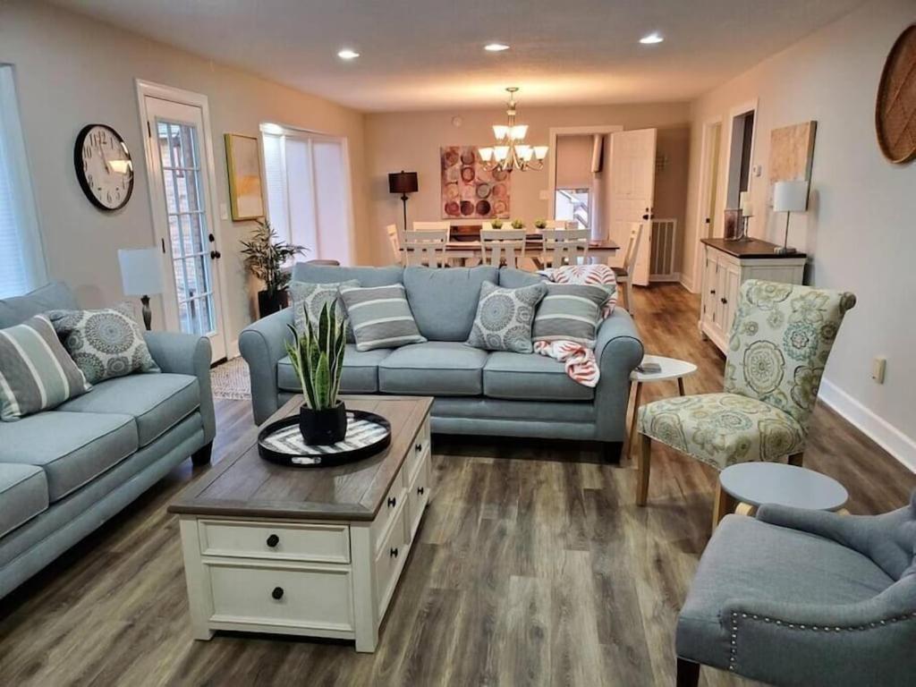 The Residence At Hilltop Acres - Clarksville, Tn Екстериор снимка