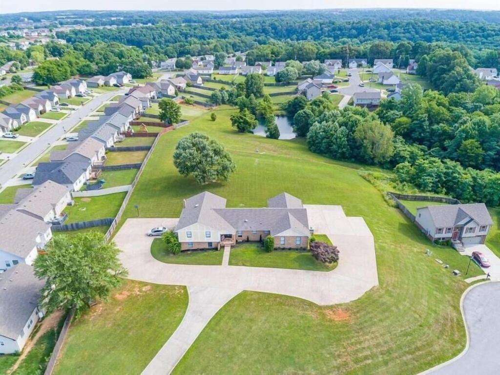 The Residence At Hilltop Acres - Clarksville, Tn Екстериор снимка
